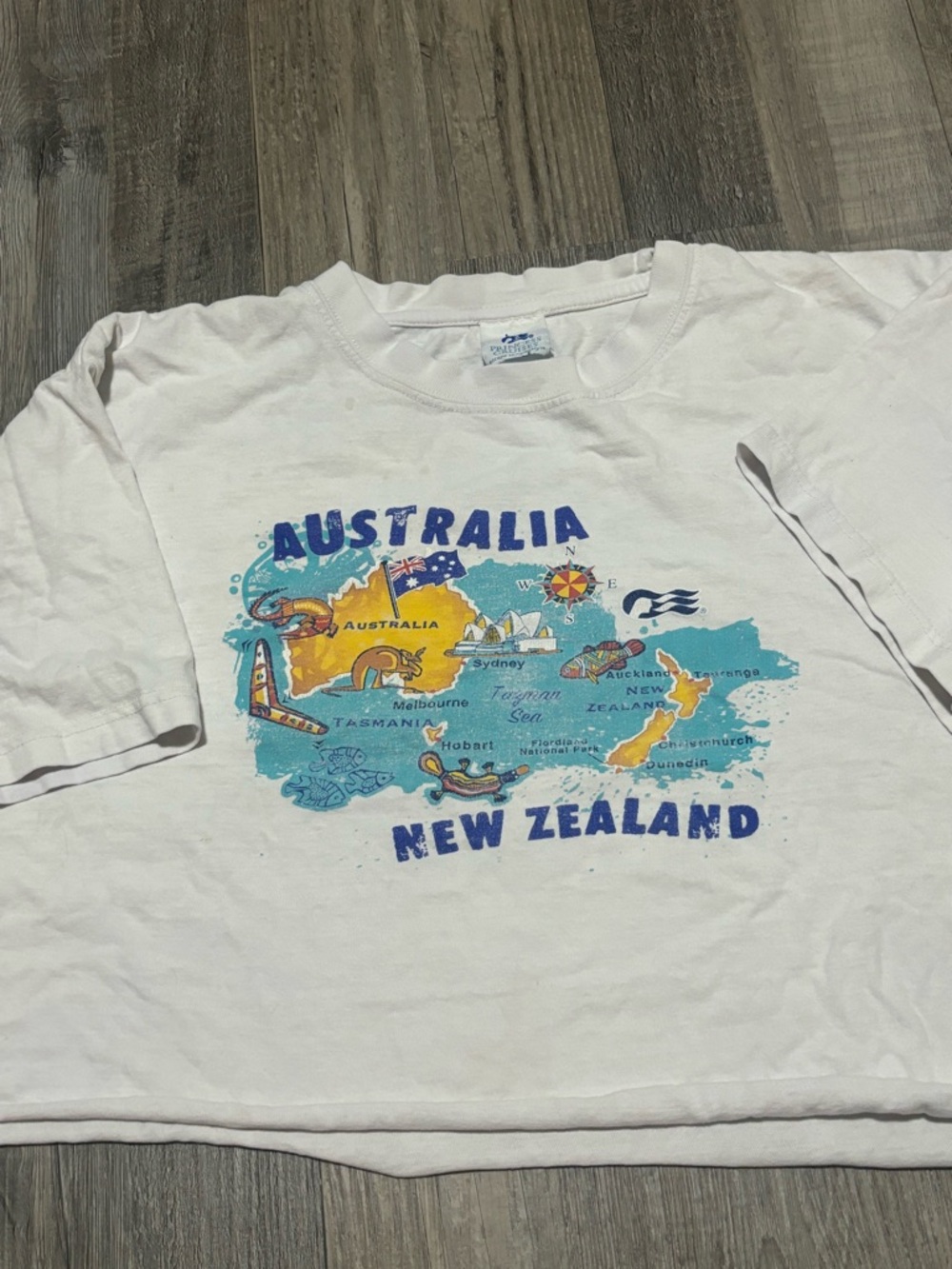 Crop Graphic Tee - White